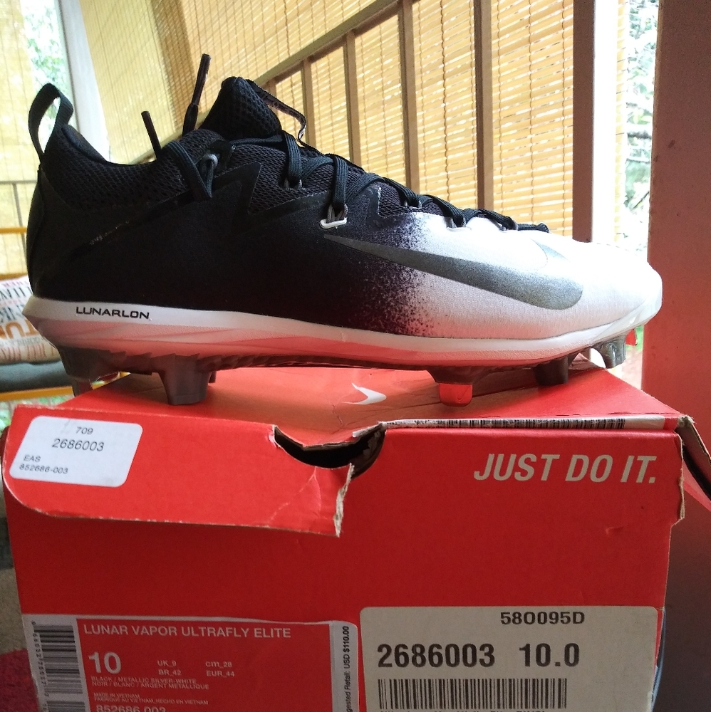 Nike Lunar Vapor Ultrafly Elite Baseball Cleats